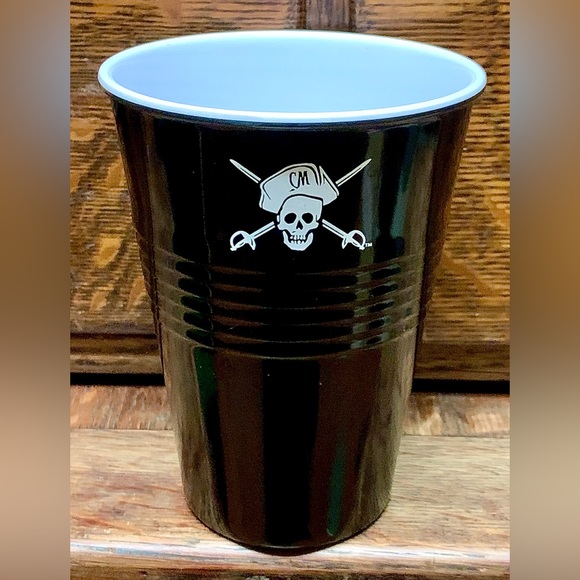 Officially Licensed Captain Morgan Rum Skull & Crossbones Pirate Plastic Glass - Picture 3 of 12